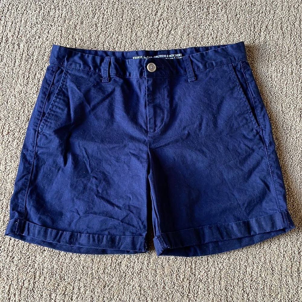 Khakis by Gap size 4 girlfriend 6 inch shirts